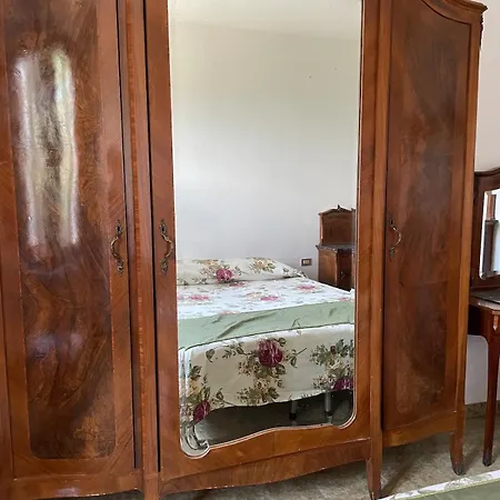 Casa Delle Lucciole * Sarzana